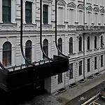 Apartman Modern Near Theater! *